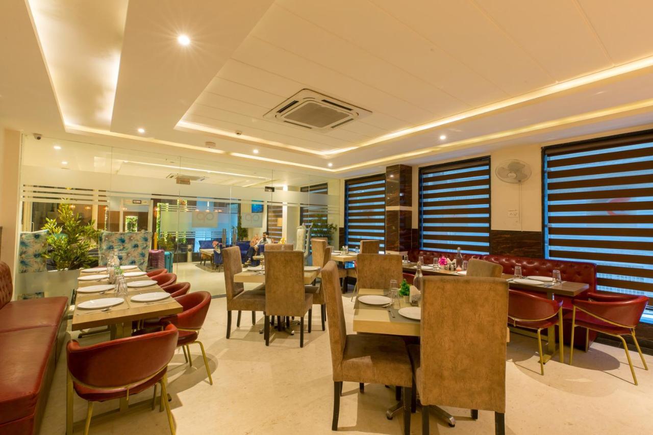 The Vegas By De Pavilion, Delhi Airport Екстериор снимка