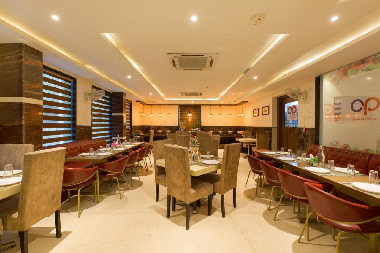The Vegas By De Pavilion, Delhi Airport Екстериор снимка